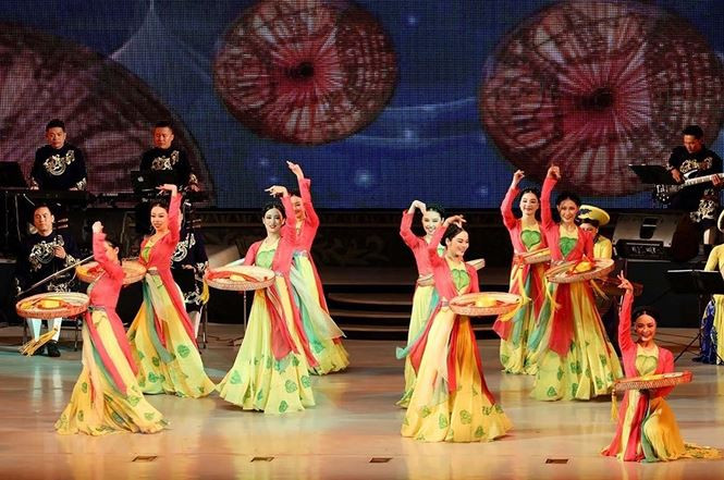 Hình ảnh Đoàn Nghệ thuật Quốc gia Việt Nam biểu diễn tại Triều Tiên - ảnh 2