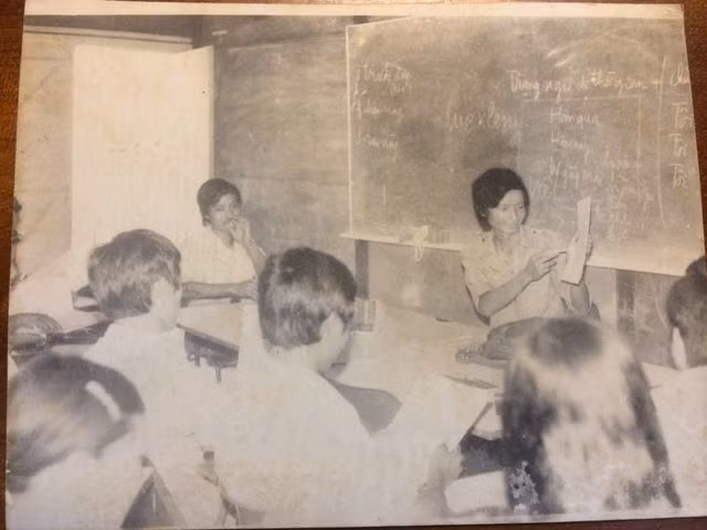 Xúc động câu chuyện của những giáo viên đi dạy tiếng Việt ở Căm- pu- chia - 4