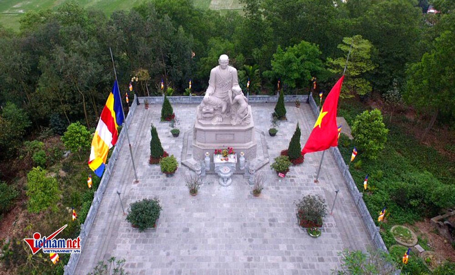 Ngôi chùa không hòm công đức, không đốt vàng mã ở Bắc Ninh