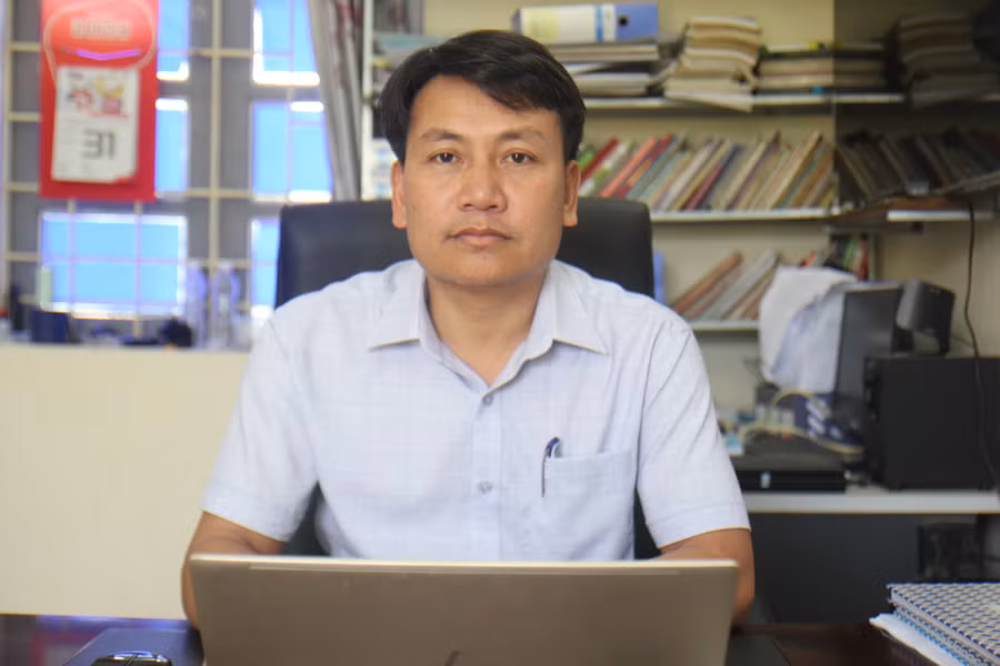 Thầy Cao Hồng Thanh, Hiệu trưởng trường PTDTBT THCS xã Nậm Pì.