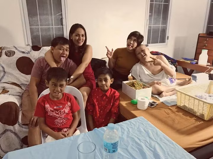 Cảm động thư mừng sinh nhật con gái viết tặng người cha mắc hội chứng Down - 3