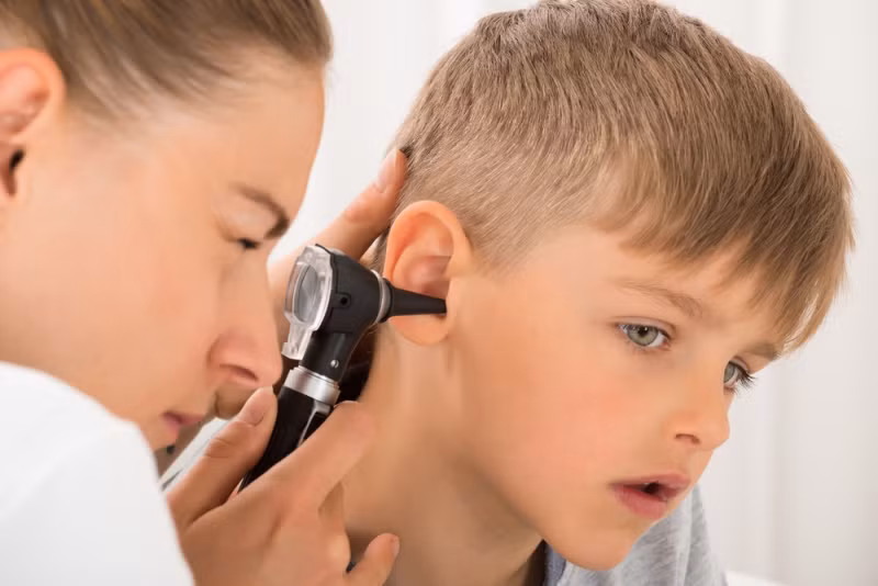 5 lý do khiến trẻ bị giảm thính lực phụ huynh cần lưu ý