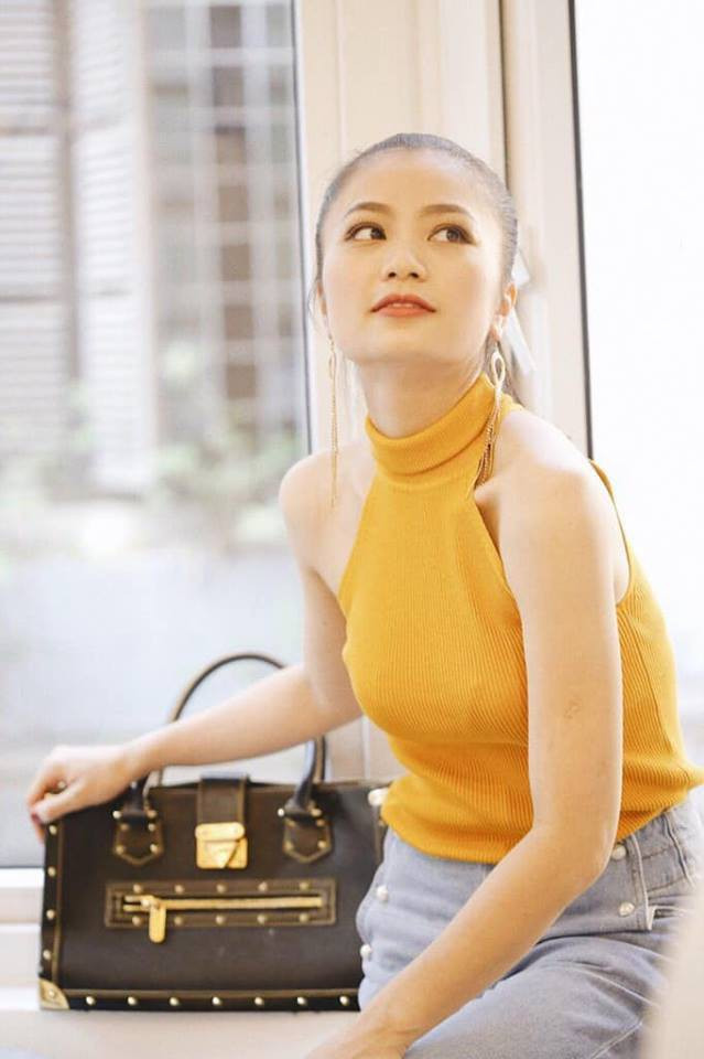Diệu Hương không có dáng vẻ gì là bà mẹ hai con. Diệu Hương không có dáng vẻ gì là bà mẹ hai con.