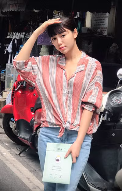 Đóng vai cô gái mới lớn xấc xược, chưa hiểu chuyện đời, Quỳnh Kool bị nhiều khán giả ném đá. Quỳnh Kool chia sẻ nhiều khán giả căm phẫn với thái độ của nhân vật nên ghét lây sang cô. Trên các diễn đàn, họ để lại nhiều bình luận gay gắt, miệt thị nữ diễn viên. Quỳnh Kool mong muốn vai diễn được đón nhận tích cực hơn trong những tập sau.