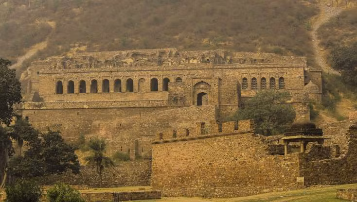 nhung ai ua mao hiem dung bo qua nhung noi dang so nhat tren the gioi nay hinh anh 9