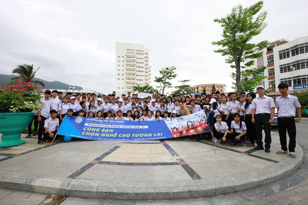 Trường ĐH Quy Nhơn hiện có 17 khoa đào tạo.