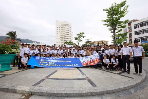 Trường ĐH Quy Nhơn hiện có 17 khoa đào tạo.