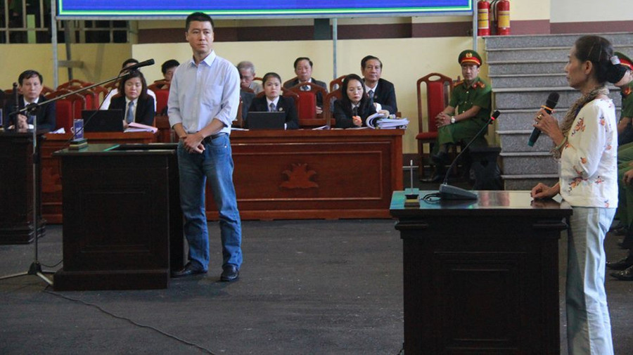 Phan Sào Nam bật khóc nhắc tới vợ và 3 con nhỏ đang đi ở trọ ảnh 3 Phan Sào Nam bật khóc nhắc tới vợ và 3 con nhỏ đang đi ở trọ