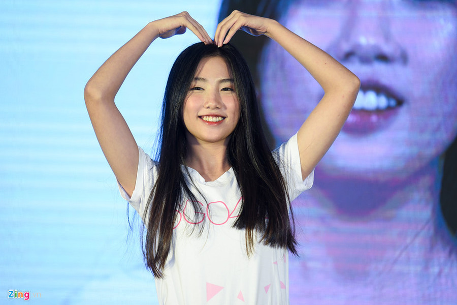 Nhan sac cac thanh vien trong nhom nhac nu dong nhat Viet Nam hinh anh 9