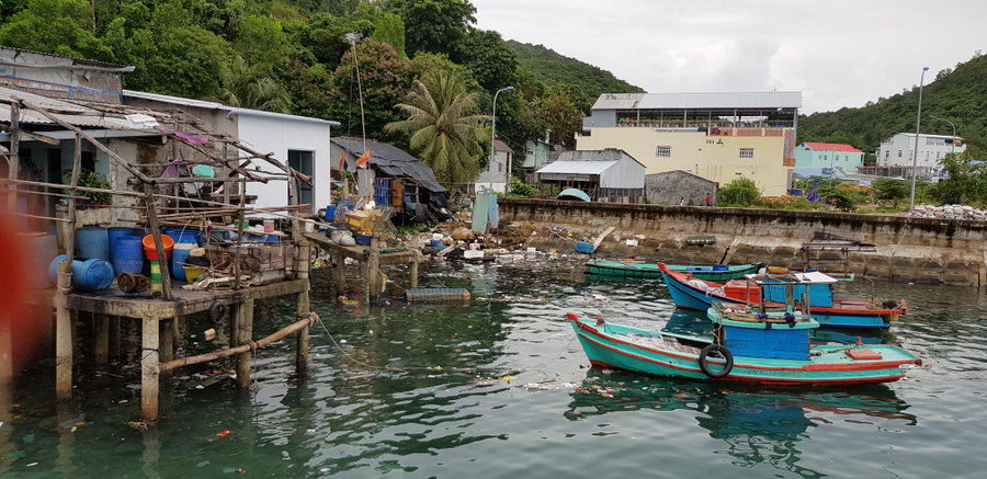 Du lịch kiểu rước cực vào thân ảnh 3