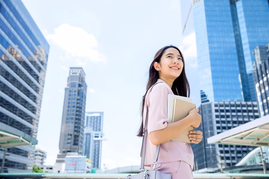 Bạn nên hít thở không khí trong lành ít nhất 60 phút mỗi ngày để cảm nhận được những tác động tích cực. (Ảnh: ITN).