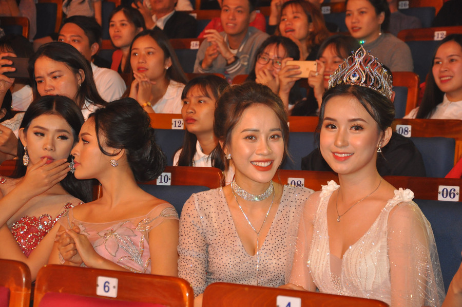 Vẻ đẹp của các cựu Hoa khôi sinh viên các cuộc thi năm trước.