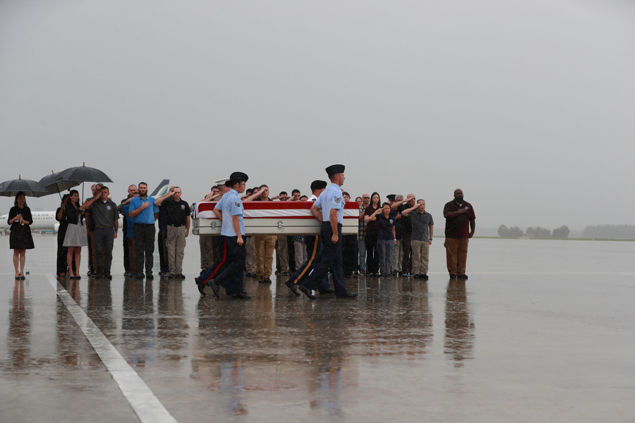 Lần này, Việt Nam bàn giao 3 bộ hài cốt quân nhân Mỹ.