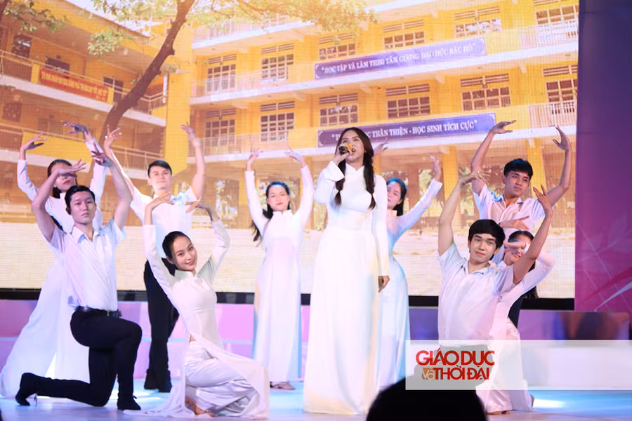 TP.HCM: Tuyên dương 161 nhà giáo trẻ tiêu biểu năm 2020 ảnh 5