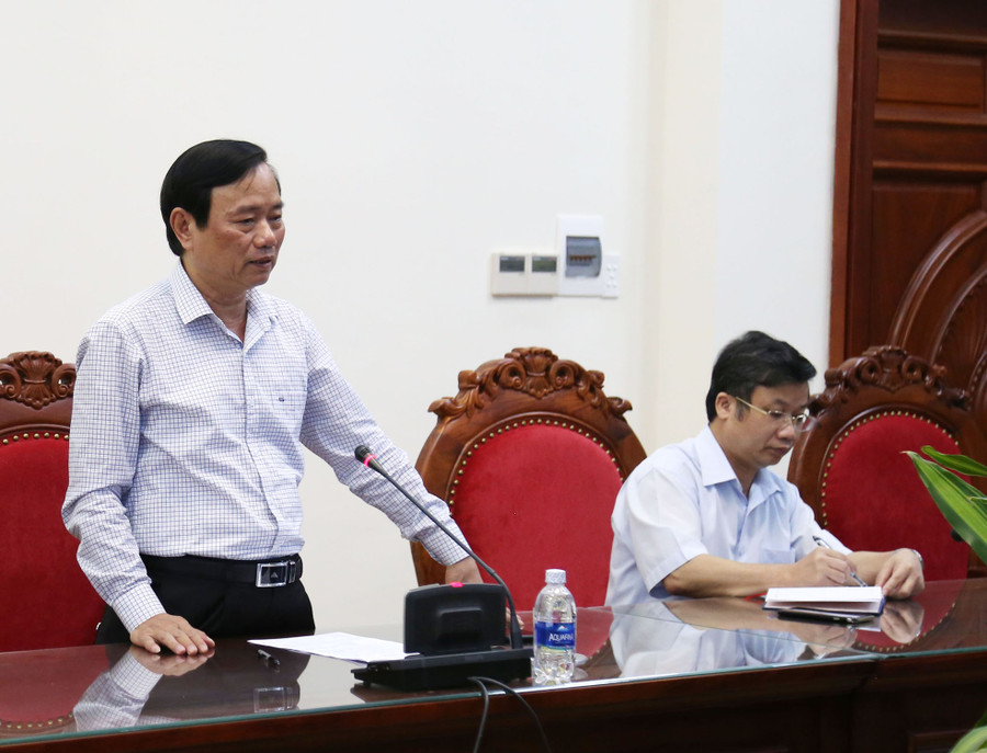 Ông Đinh Quý Nhân, Giám đốc Sở GD&ĐT tỉnh Quảng Bình nhận trách nhiệm về sai sót tại kỳ thi tuyển sinh lớp 10 tại địa phương Ông Đinh Quý Nhân, Giám đốc Sở GD&ĐT tỉnh Quảng Bình nhận trách nhiệm về sai sót tại kỳ thi tuyển sinh lớp 10 tại địa phương