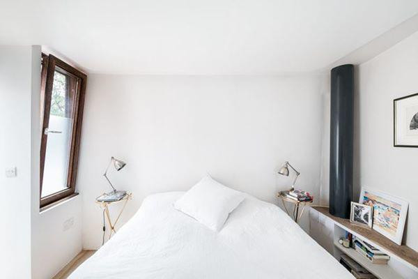 Ngôi nhà cũ kỹ dưới gầm cầu rao bán hơn 30 tỷ đồng, nội thất gây choáng ảnh 10 ngoi nha cu ky duoi gam cau rao ban hon 30 ty dong, noi that gay choang - 10