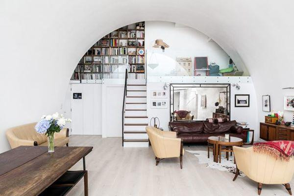 Ngôi nhà cũ kỹ dưới gầm cầu rao bán hơn 30 tỷ đồng, nội thất gây choáng ảnh 7 ngoi nha cu ky duoi gam cau rao ban hon 30 ty dong, noi that gay choang - 7