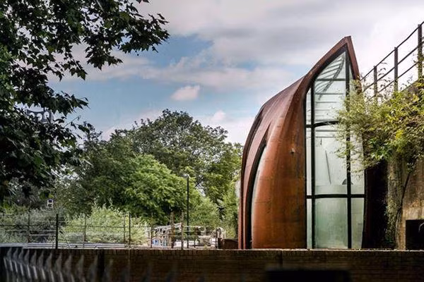 ngoi nha cu ky duoi gam cau rao ban hon 30 ty dong, noi that gay choang - 2