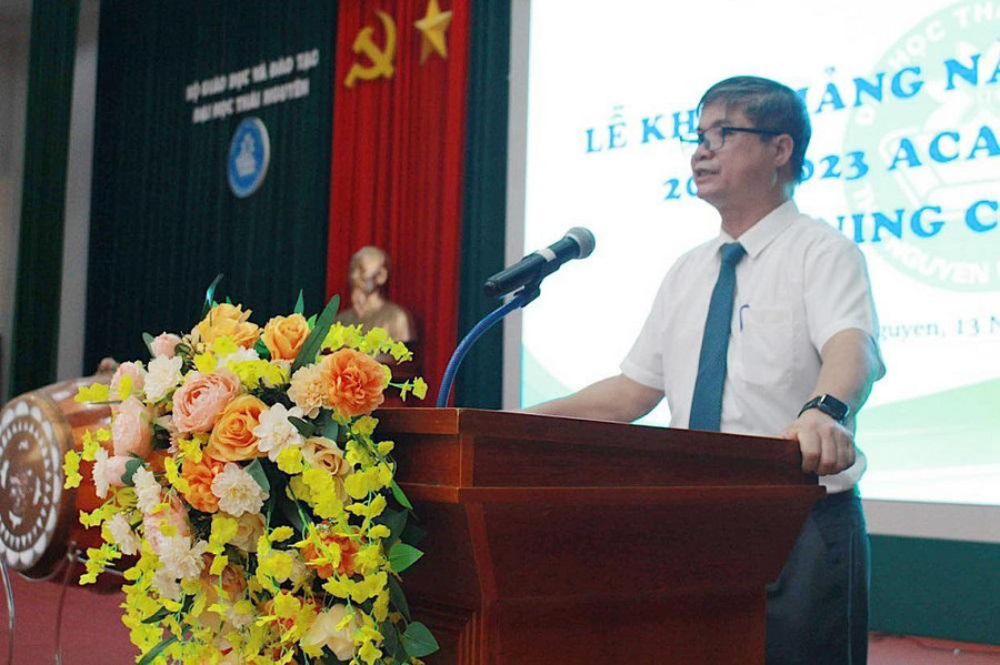 PGS.TS Trần Thanh Vân, Phó Giám đốc Đại học Thái Nguyên phát biểu tại buổi lễ. PGS.TS Trần Thanh Vân, Phó Giám đốc Đại học Thái Nguyên phát biểu tại buổi lễ.