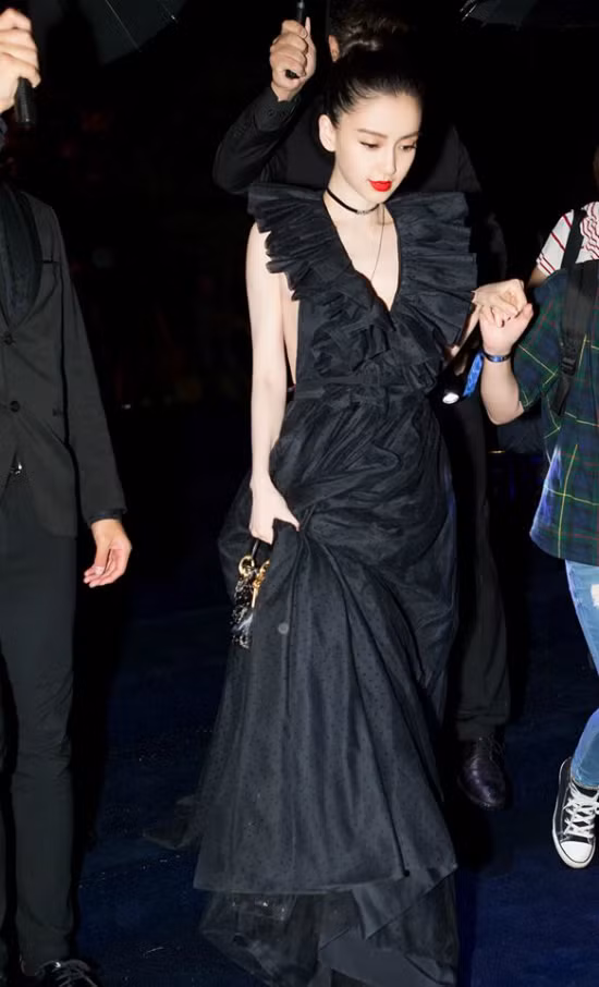 Angelababy đẹp xuất sắc trên thảm đỏ và đời thường ảnh 8