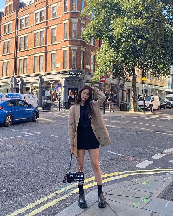 698185121555405355215061836045464849280316n-1572253904830956377376