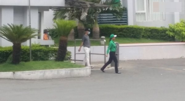 Nơi sinh sống thật sự của Sơn Tùng là một căn hộ ở quận 7 TP HCM. nha-sang-chanh-cua-son-tung-thuc-chat-la-biet-thu-cua-cao-thai-son-6