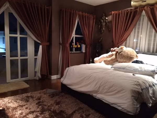 nha-sang-chanh-cua-son-tung-thuc-chat-la-biet-thu-cua-cao-thai-son-5