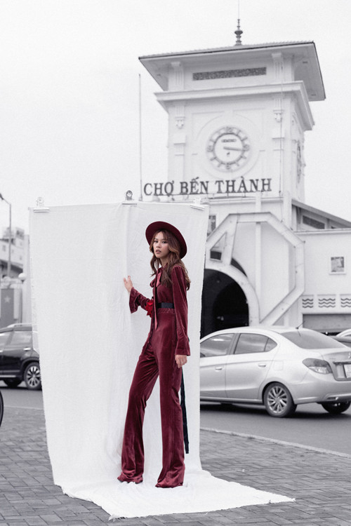 phi-phuong-anh-noi-bat-cung-trang-phuc-hot-trend-5