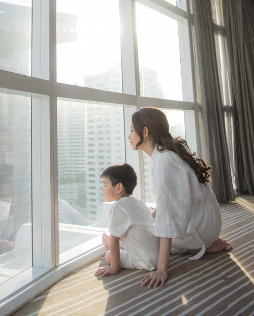 Nữ MC luôn cố gắnglàm việc chăm chỉ để lo cho bản thân, gia đình và chuẩn bị cho những kế hoạch tương lai. quynh-chi-khong-buon-khi-biet-chong-cu-da-co-ban-gai-moi-5