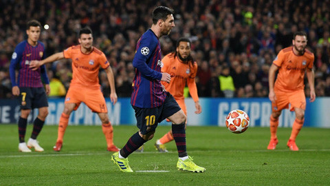 Cú panenka mạo hiểm nhưng vui vẻ của Messi Cú panenka mạo hiểm nhưng vui vẻ của Messi