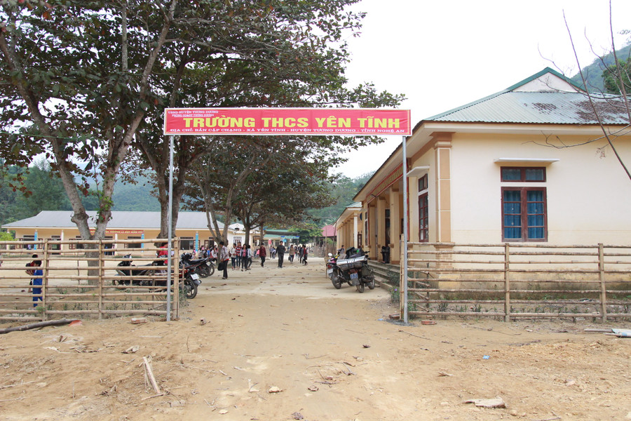 Trường THCS Yên Tĩnh – ngôi trường bị thiệt hại do lũ quét năm 2016 chưa kịp khôi phục hoàn toàn lại phải đang phải đón nhận mùa mưa bão mới