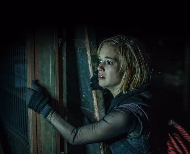 Nỗi sợ hãi kinh điển của con người có lẽ là bóng đêm, bởi mọi thứ rùng rợn, kinh khủng và chết người đều xảy ra trong bóng đêm, các nhà làm phim Hollywood biết rõ điều này.