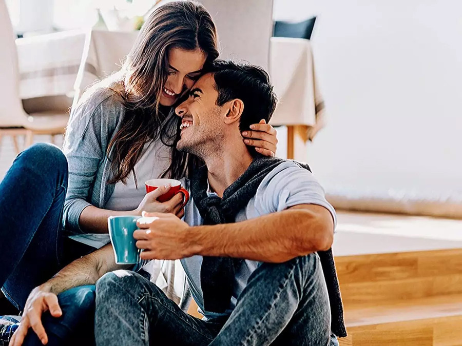 Đàn ông yêu niềm đam mê và mục đích mà người phụ nữ mang lại cho cuộc sống. (Ảnh: ITN). Đàn ông yêu niềm đam mê và mục đích mà người phụ nữ mang lại cho cuộc sống. (Ảnh: ITN).