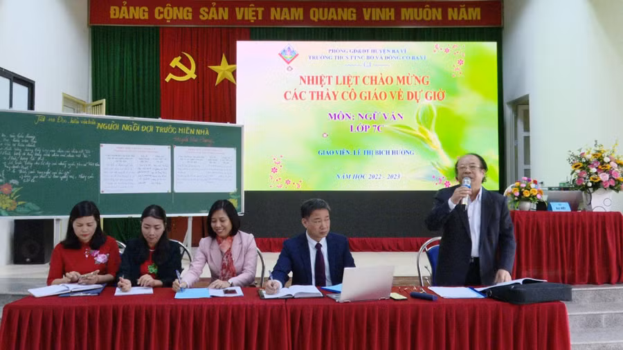 PGS.TS Đỗ Ngọc Thống, Tổng chủ biên Chương trình GDPT 2018 môn Ngữ Văn chia sẻ ý kiến tại buổi sinh hoạt chuyên đề