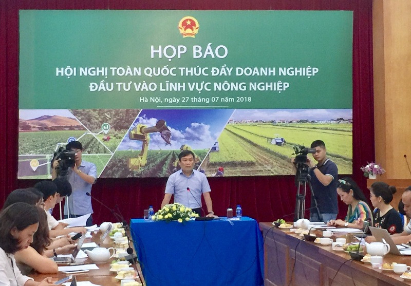 Thứ trưởng Bộ KH&ĐT Vũ Đại Thắng phát biểu tại họp báo