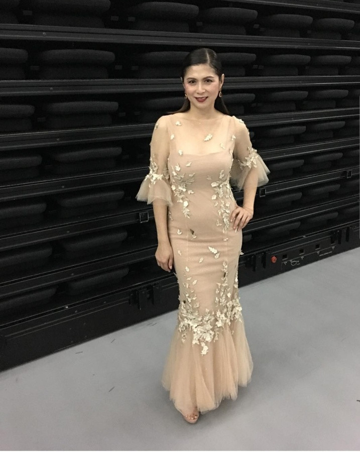 Diễn viên Pan Ling Ling trong thiết kế mang tên “Khu vườn Mê đắm” của Agata Maureen tại thảm đỏ Diễn viên Pan Ling Ling trong thiết kế mang tên “Khu vườn Mê đắm” của Agata Maureen tại thảm đỏ