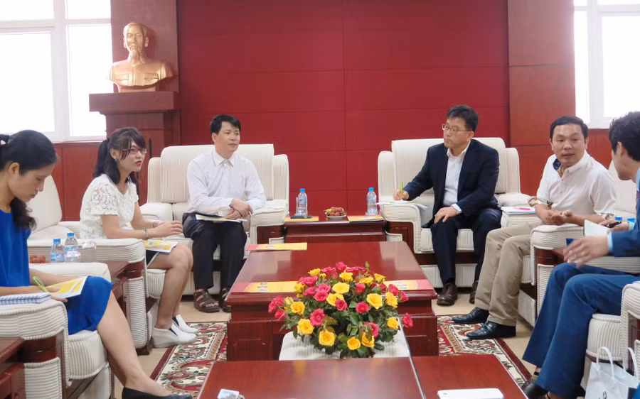 Học viện làm việc vói đại diện ĐH Chung Ang 