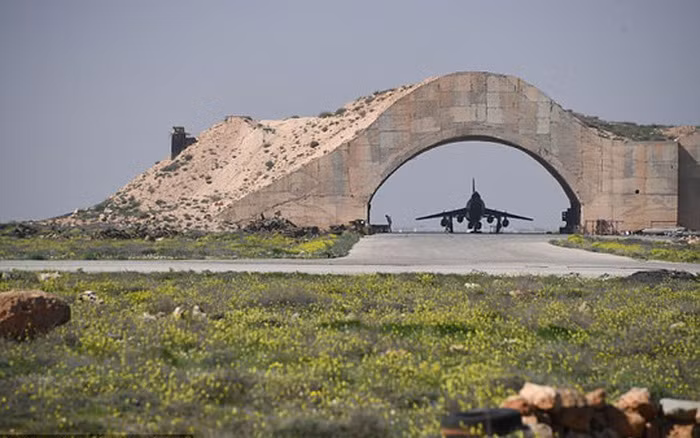 Syria chuyển sân trường thành vườn rau