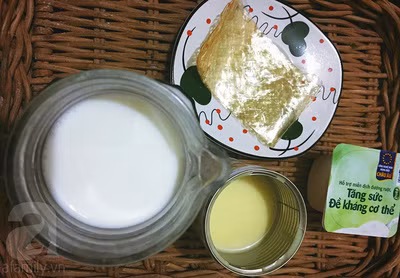 Để làm sữa chua dẻo bạn cần chuẩn bị những nguyên liệu sau đây: 1 lít sữa tươi ít đường 210g sữa đặc có đường 24g gelatin 1 hộp sữa chua để làm cái