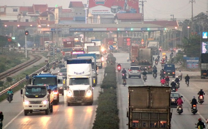 bi do thi hoa nhanh, quoc lo 5 bi bien thanh "con duong tu than" hinh 2