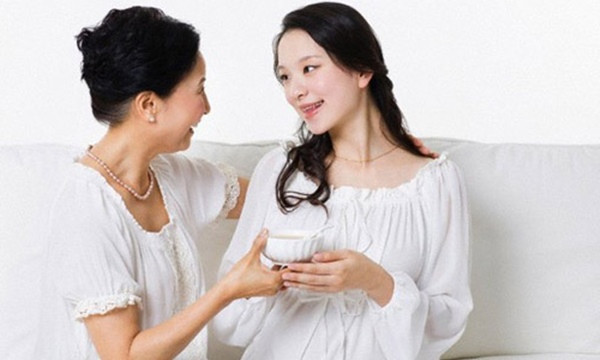 Nghịch cảnh nhà có 2 nàng dâu trái tính ảnh 1 me-chong-blogtamsuvn-10