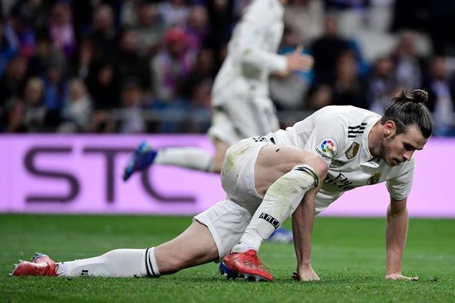 Gareth Bale khó trụ lại sân Bernabeu Mot nua doi hinh Real Madrid se ra di he 2019 hinh anh 2