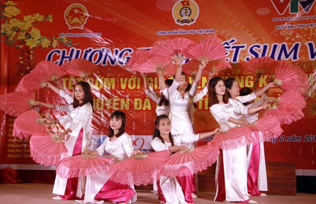 Hoạt động giao lưu trong chương trình Hoạt động giao lưu trong chương trình