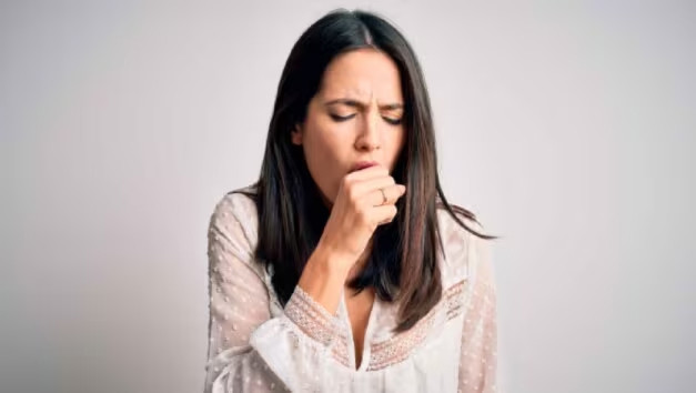 Một rủi ro khác liên quan đến việc tiêu thụ quá nhiều trà là nó có thể dẫn đến sự phụ thuộc vào caffein. (Ảnh: ITN). Một rủi ro khác liên quan đến việc tiêu thụ quá nhiều trà là nó có thể dẫn đến sự phụ thuộc vào caffein. (Ảnh: ITN).
