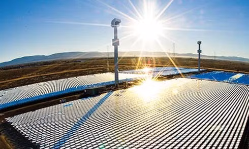 Trạm phát điện Mặt Trời lớn nhất thế giới của Ấn Độ sẽ đi vào hoạt động vào năm 2017. 