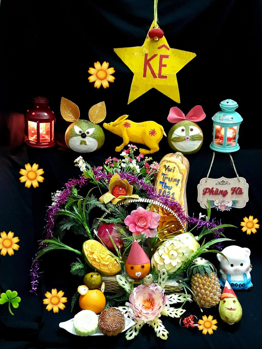 Nguyên liệu chủ yếu từ những hoa quả thân thuộc xung quanh. Nguyên liệu chủ yếu từ những hoa quả thân thuộc xung quanh.