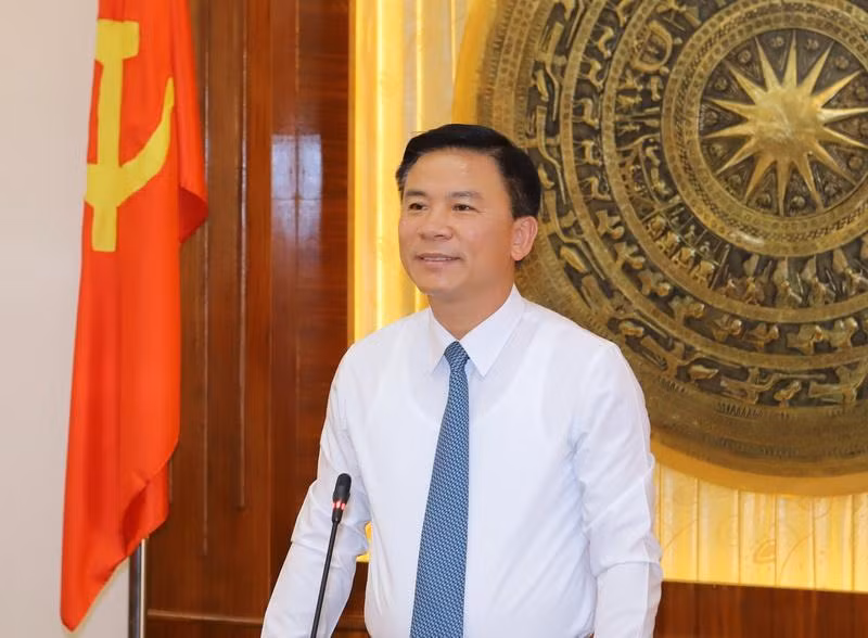 Bí thư Tỉnh uỷ Đỗ Trọng Hưng phát biểu tại hội nghị.