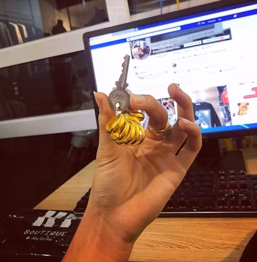 Chìa khóa vạn năng.