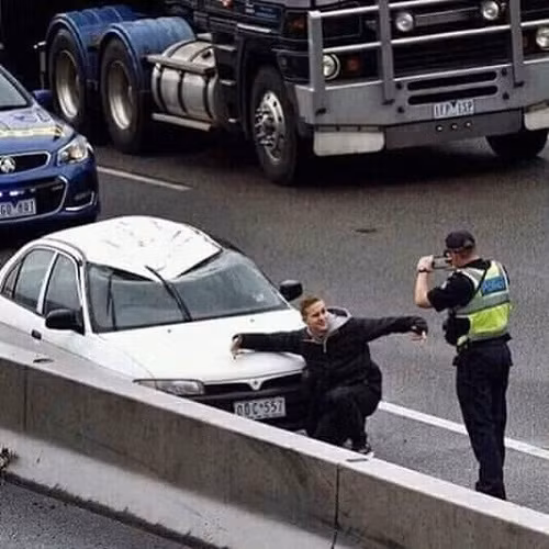 Luôn lạc quan trong mọi tình huống.