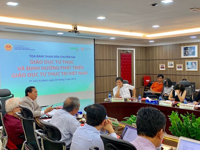 PGS.TS Nguyễn Mạnh Hùng- Hiệu trưởng Trường ĐH Nguyễn Tất Thành tham gia ý kiến tại tọa đàm PGS.TS Nguyễn Mạnh Hùng- Hiệu trưởng Trường ĐH Nguyễn Tất Thành tham gia ý kiến tại tọa đàm